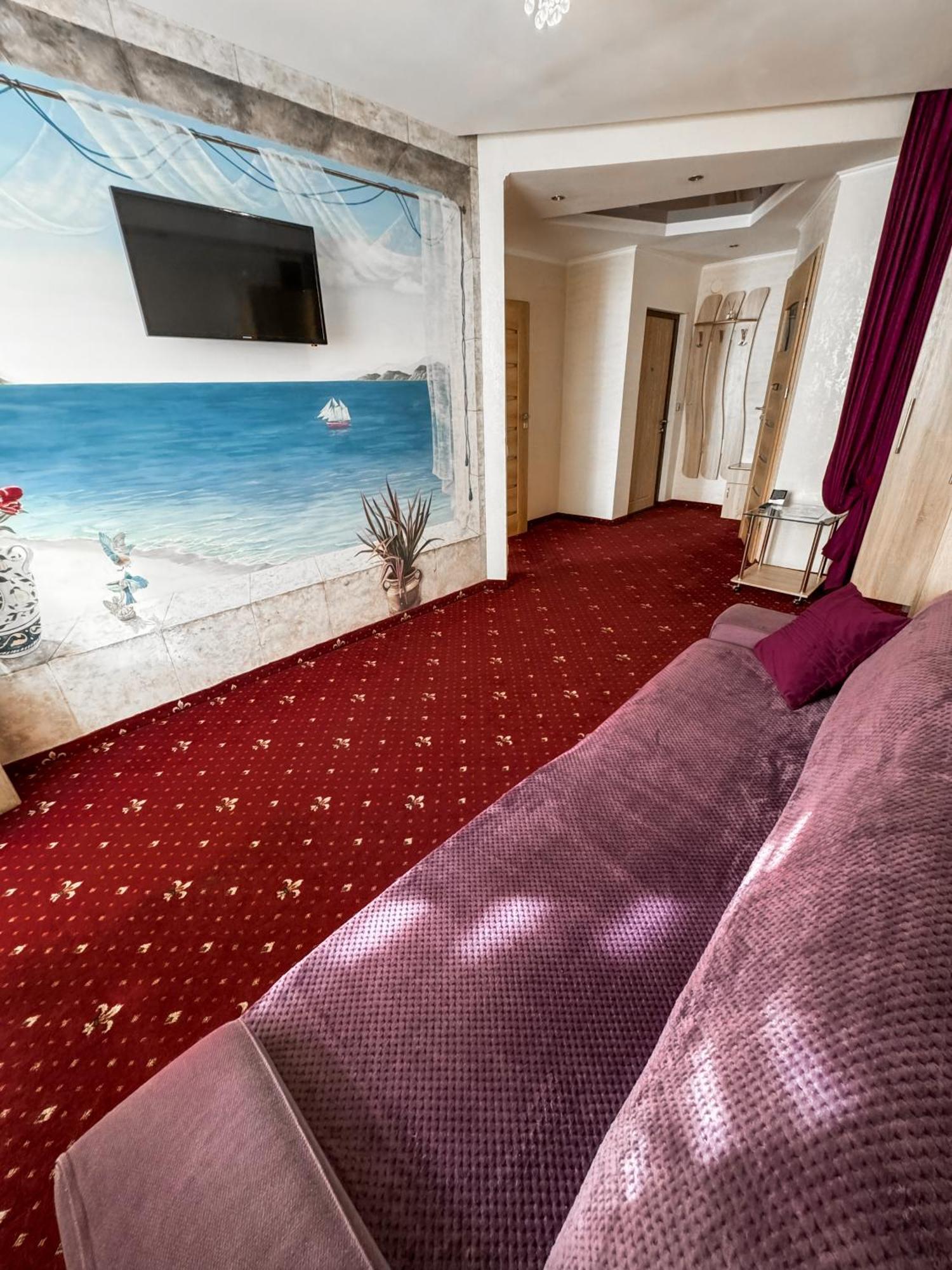 Apartments Deluxe Ivano-Frankivsk Buitenkant foto