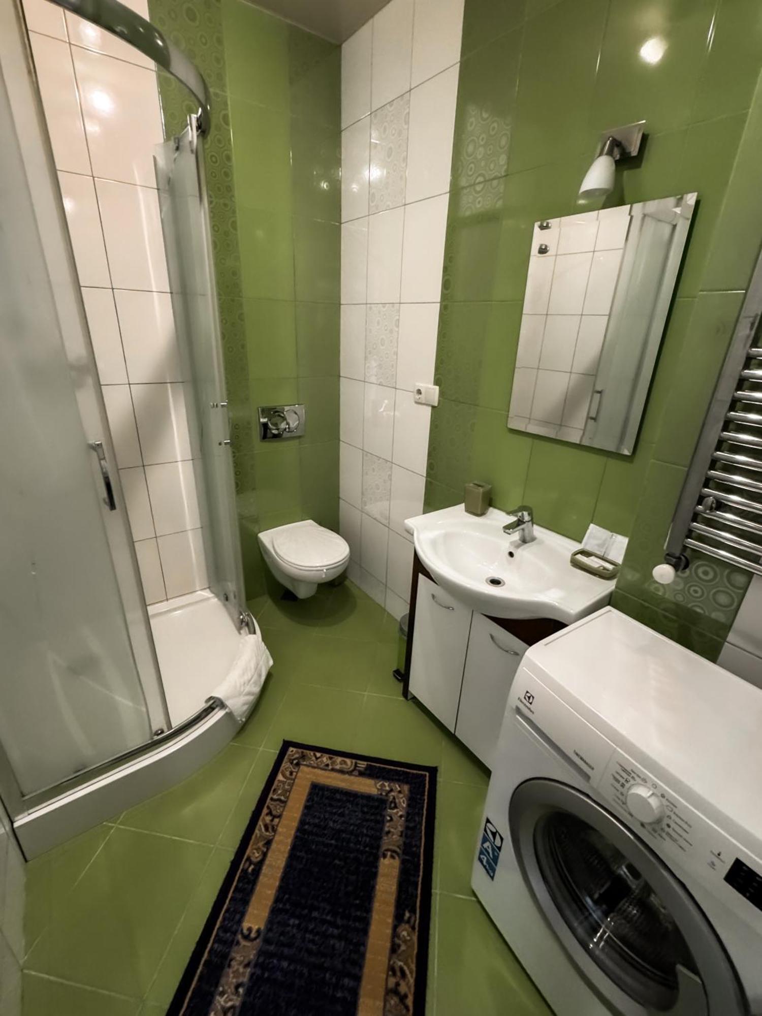 Apartments Deluxe Ivano-Frankivsk Buitenkant foto