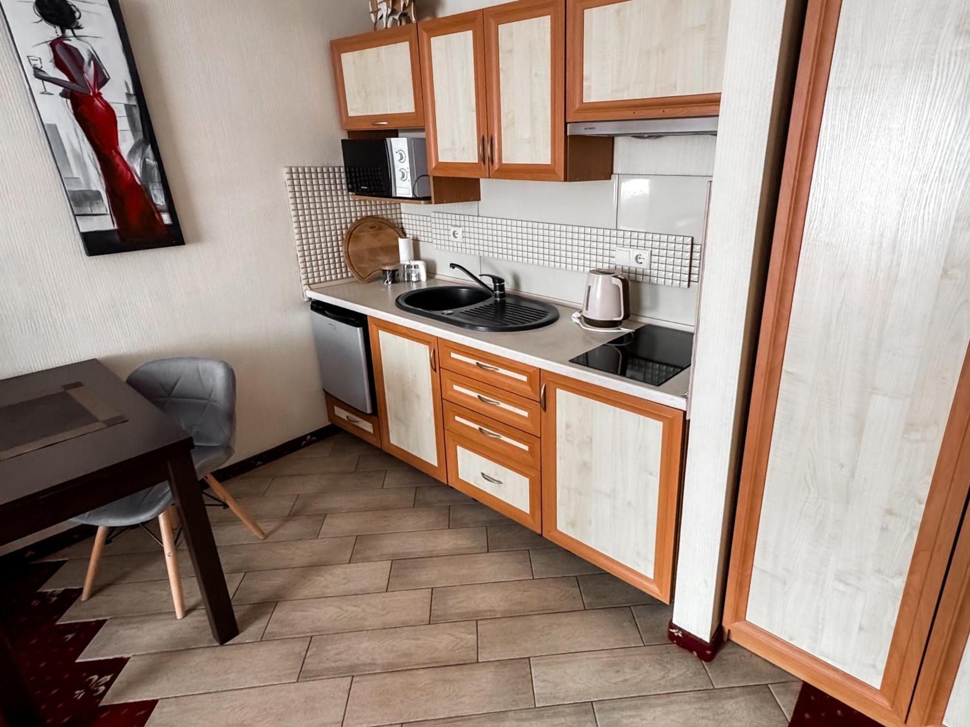 Apartments Deluxe Ivano-Frankivsk Buitenkant foto